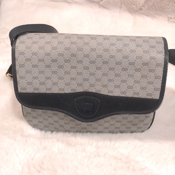 ⭐️ Vintage 1980’s Gucci Coated Canvas Leather Bag - Picture 5 of 16